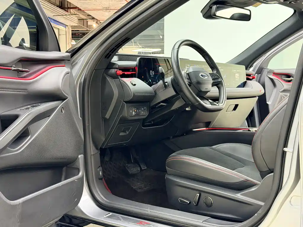 Ford Mondeo — миниатюра 6
