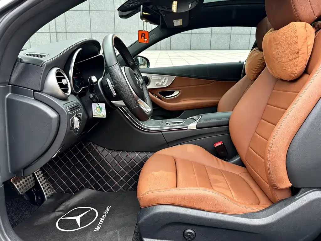 Mercedes-Benz C-Class (Import) — миниатюра 4