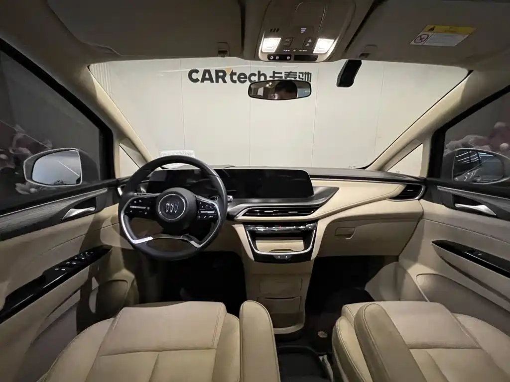 Buick GL8 Hybrid — миниатюра 13