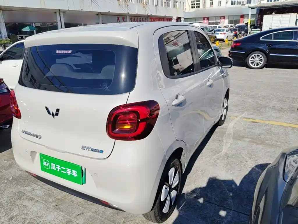Wuling Mini EV MINIEV 2025