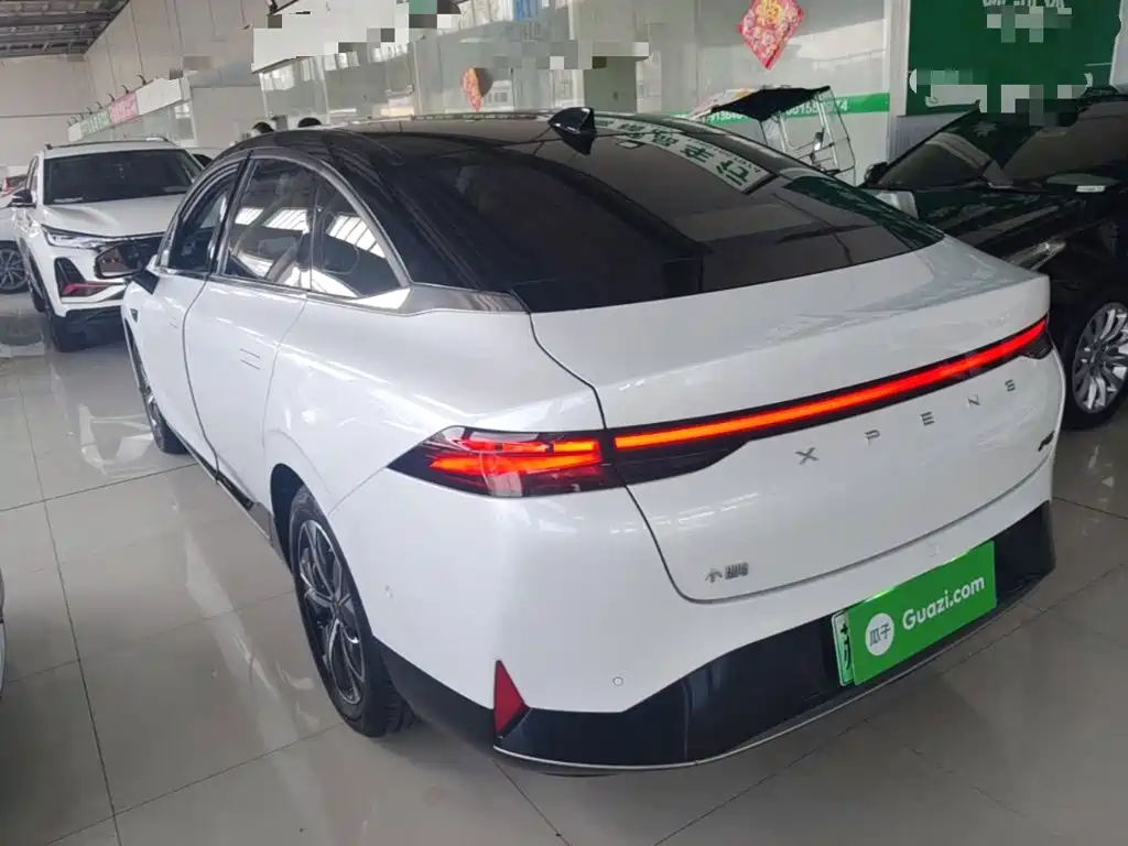 XPeng P5 — миниатюра 5