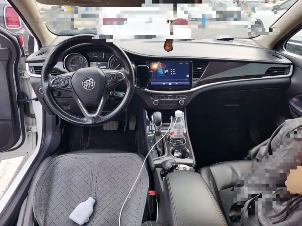 Buick Verano — миниатюра 10