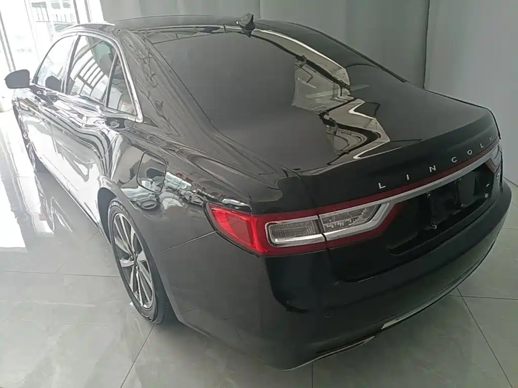Lincoln Continental — миниатюра 5