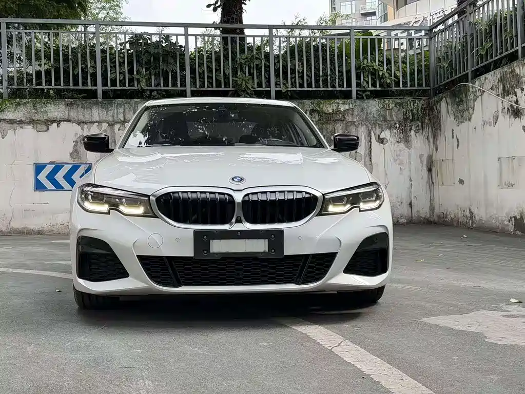 BMW 3 Series — миниатюра 2