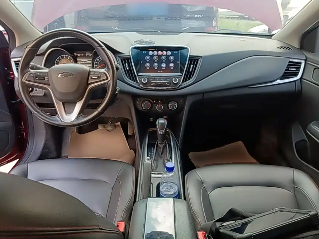 Chevrolet Monza — миниатюра 10