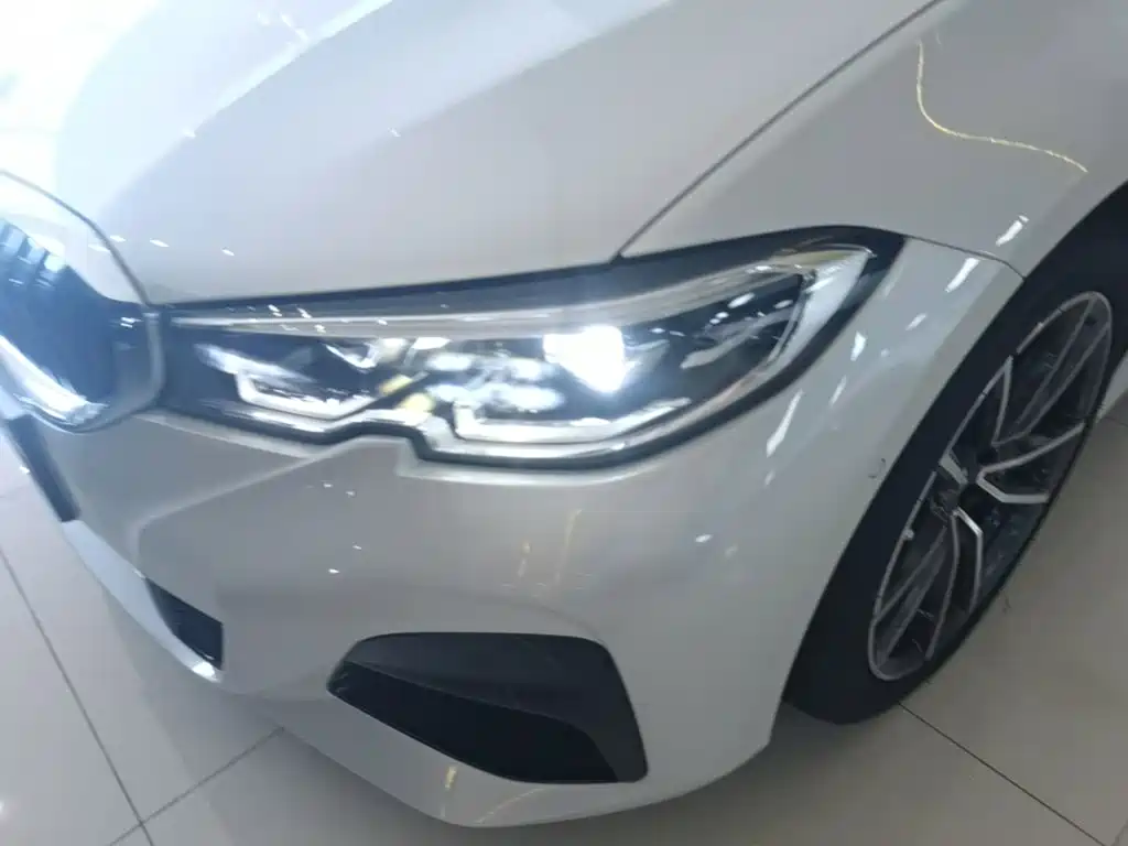 BMW 3 Series — миниатюра 24