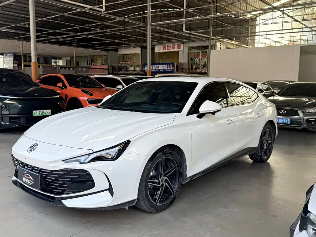MG MG7