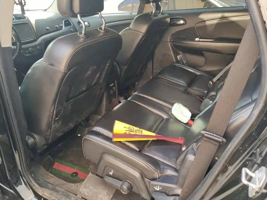Dodge Journey — миниатюра 11