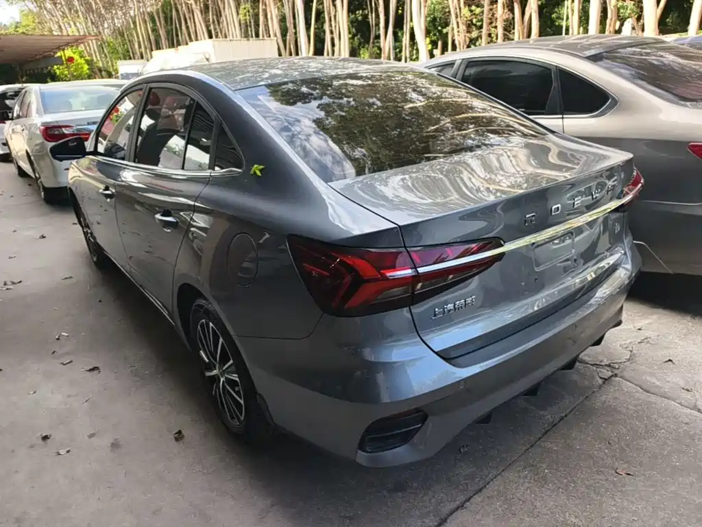 Roewe i5 — миниатюра 5