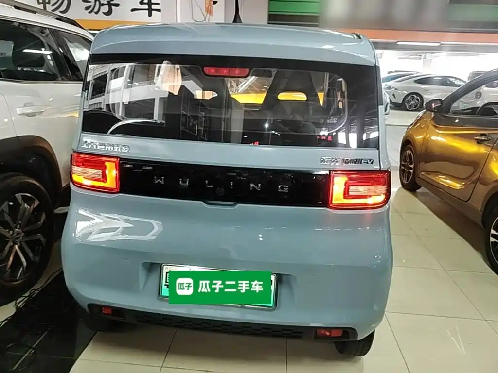 Wuling MINIEV — миниатюра 6