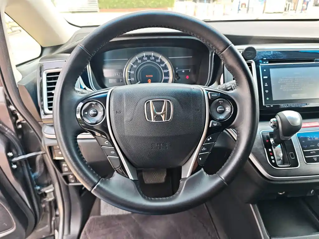Honda Elysion — миниатюра 13