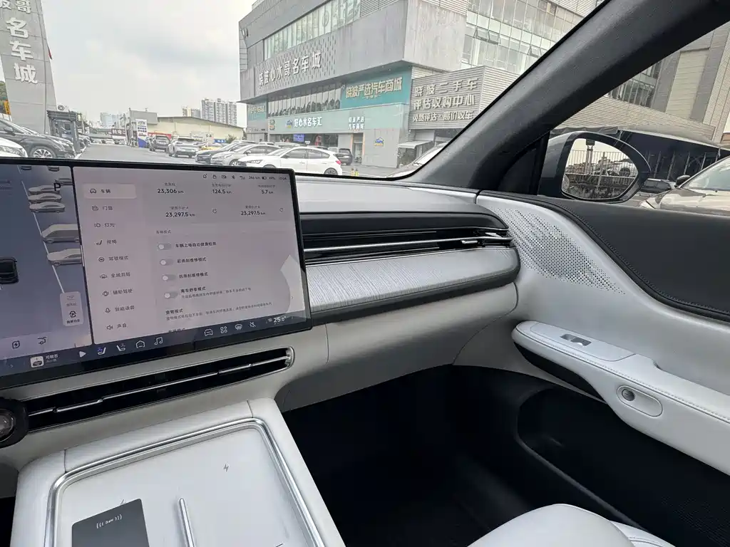 XPeng G6 — миниатюра 15