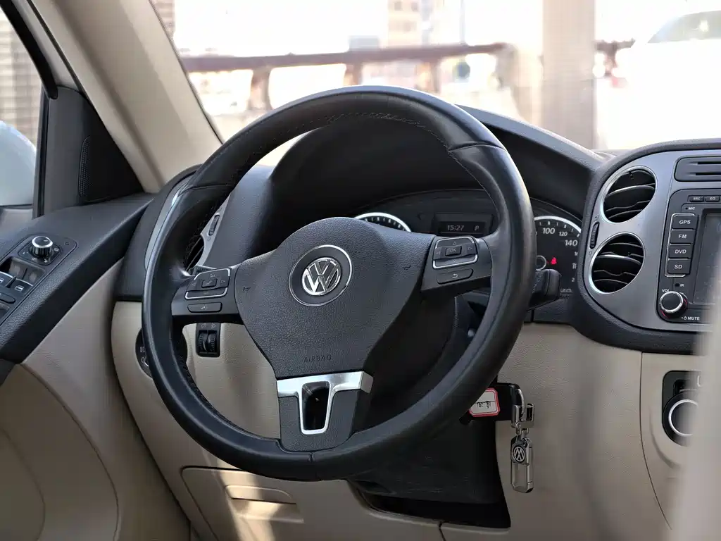 Volkswagen Tiguan — миниатюра 42