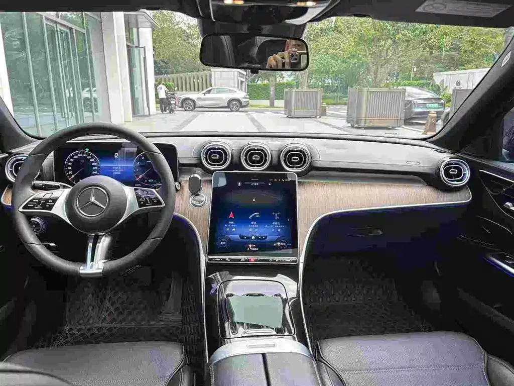 Mercedes-Benz C-Class — миниатюра 5