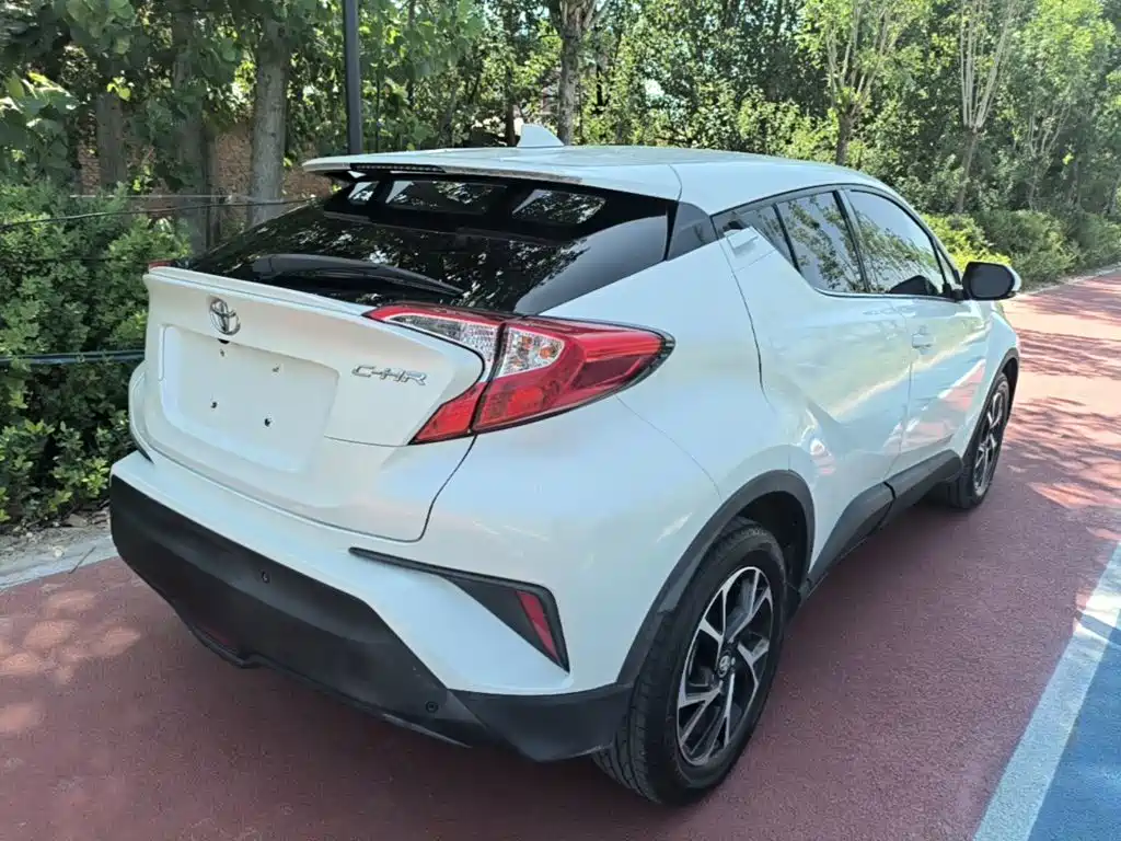 Toyota C-HR — миниатюра 7