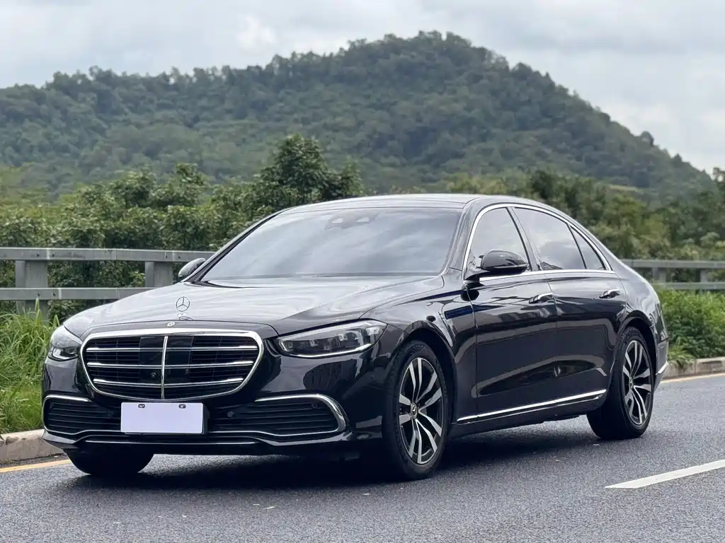Mercedes-Benz S-Class 2021