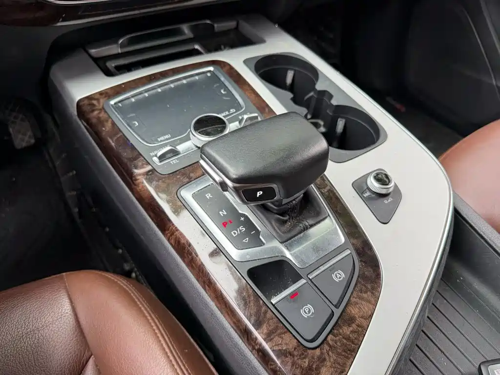 Audi Q7 — миниатюра 9