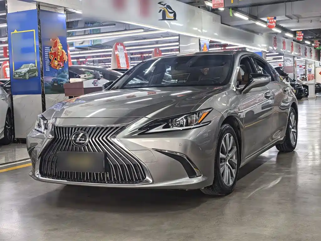 Lexus ES — миниатюра 2
