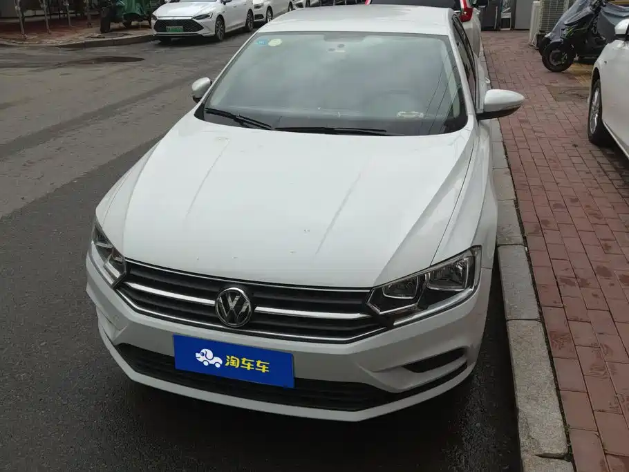 Volkswagen Bora — миниатюра 2