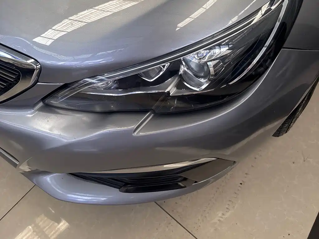 Peugeot 308 — миниатюра 10
