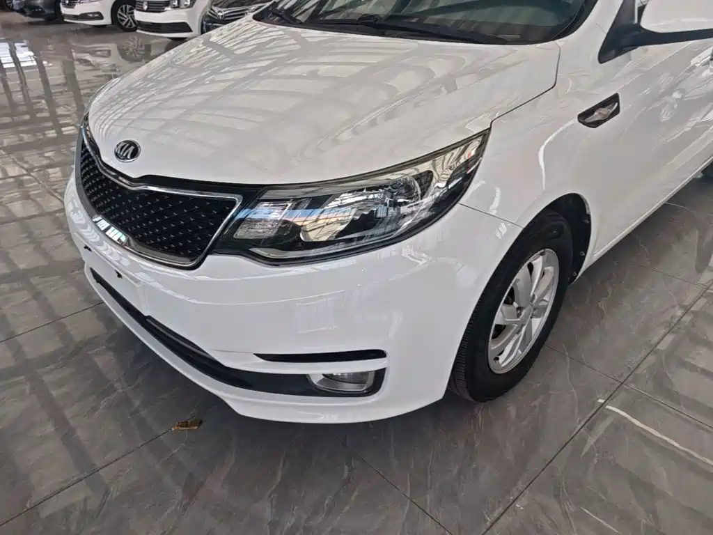 Kia K2 — миниатюра 24
