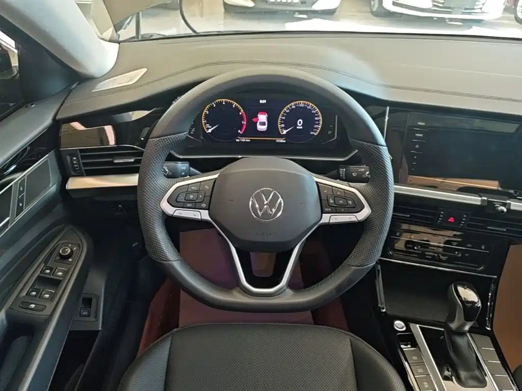 Volkswagen Passat — миниатюра 11