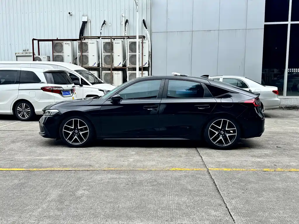 Honda Civic — миниатюра 5