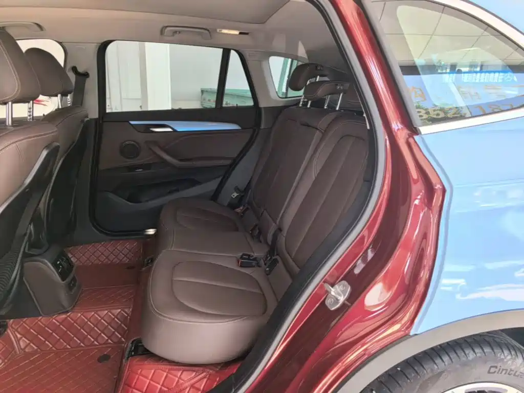 BMW X1 — миниатюра 17