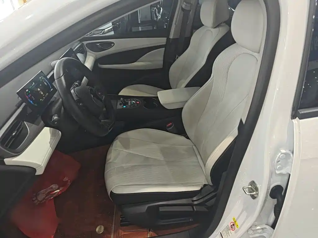 BYD Seal 05 DM-i — миниатюра 15