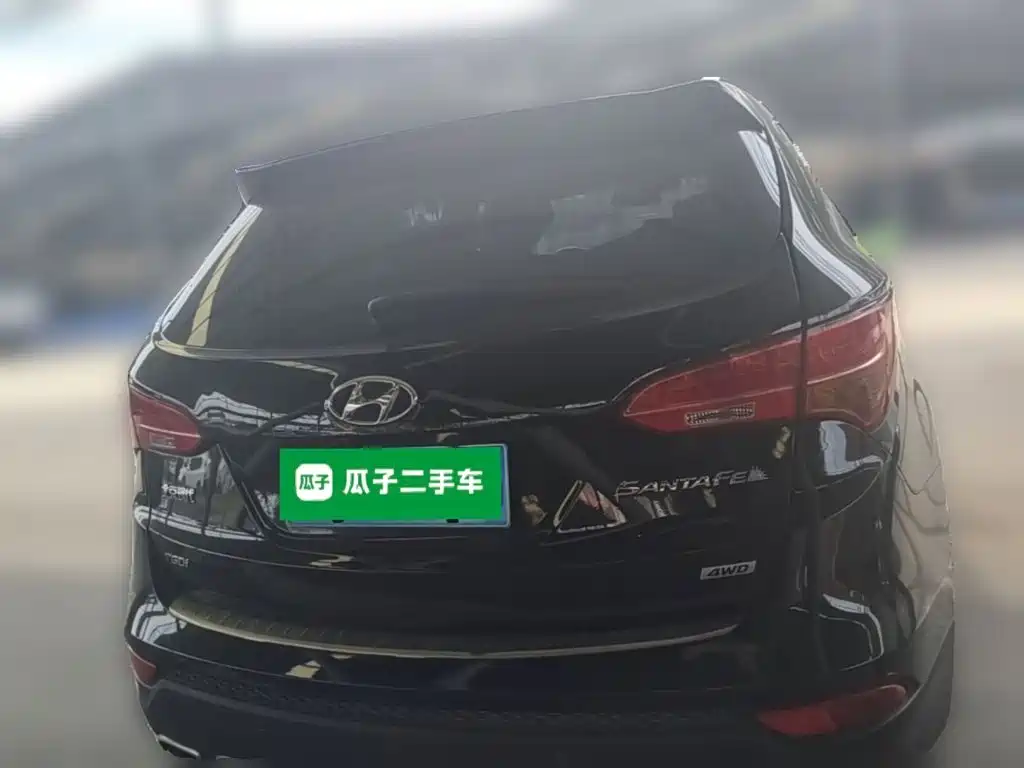 Hyundai Santa Fe — миниатюра 8