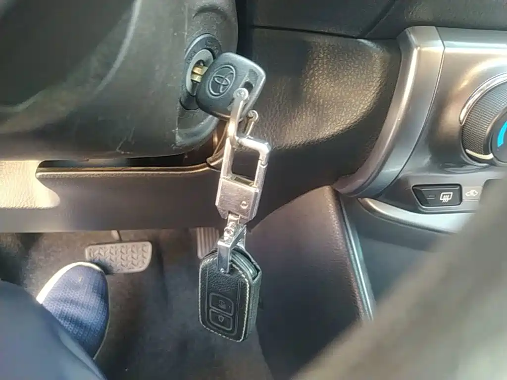 Toyota Yaris L — миниатюра 9