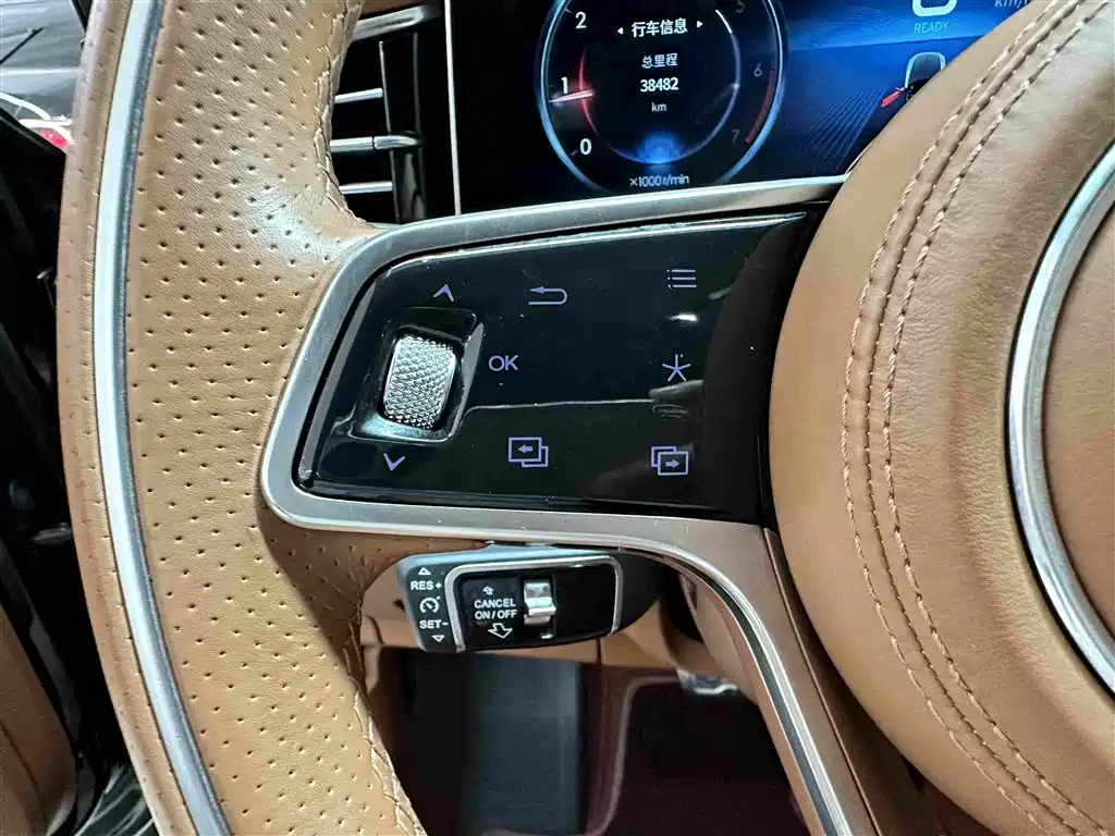Hongqi H9 2022 2.0T