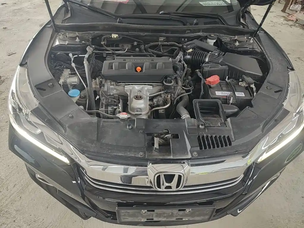 Honda Accord — миниатюра 20