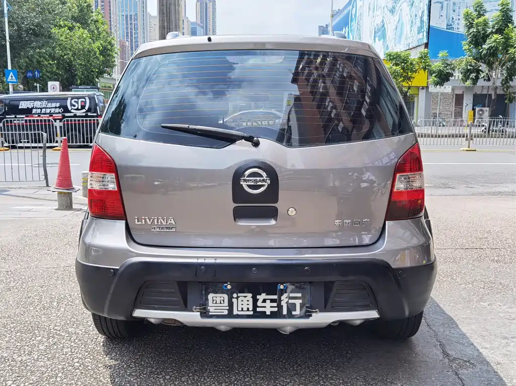 Nissan Livina — миниатюра 5