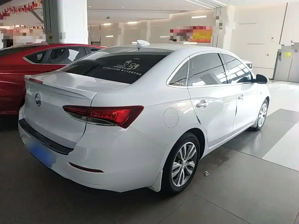 Buick Excelle — миниатюра 7