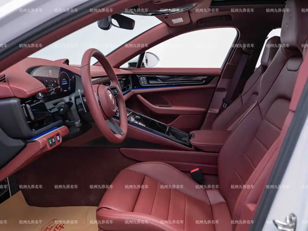 Porsche Panamera — миниатюра 10