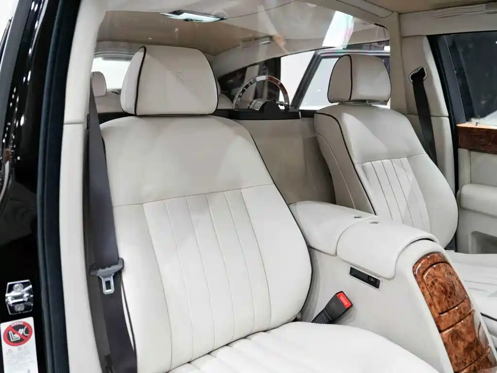 Rolls-Royce Phantom 6.7L Extended Edition EWB, фото 38