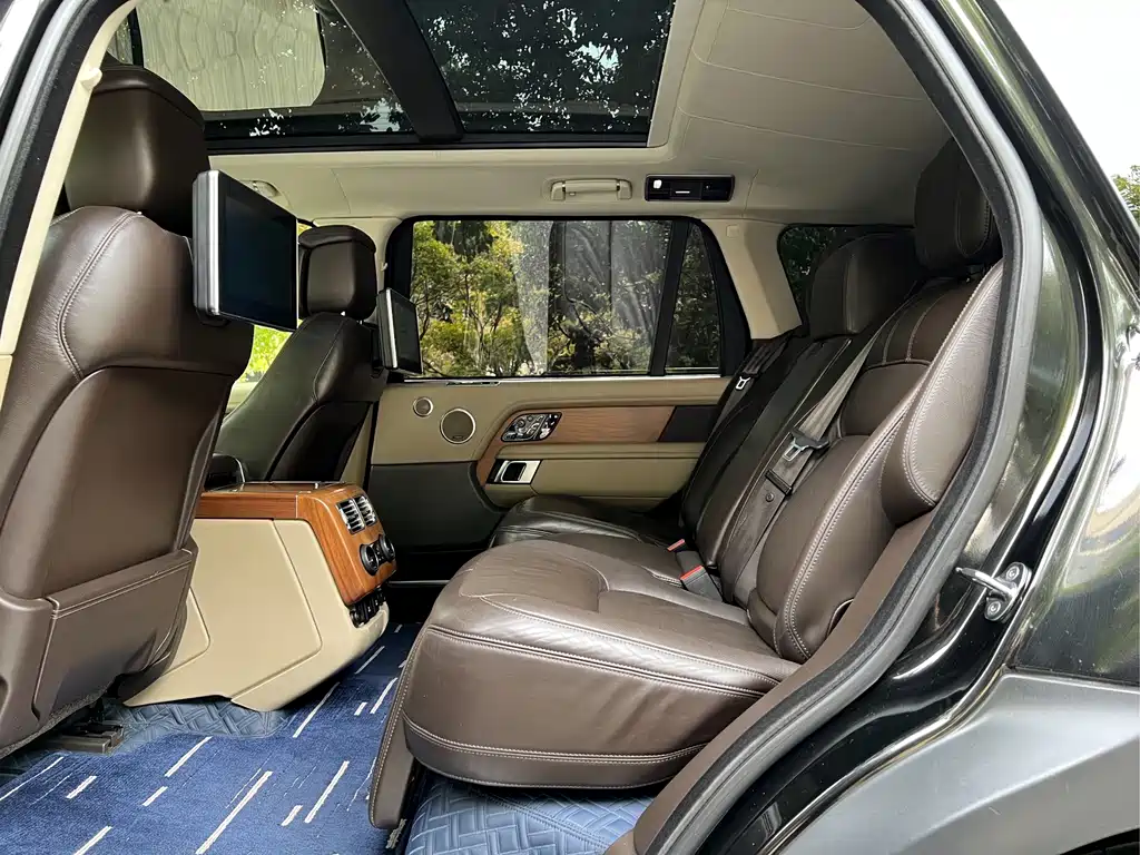 Land Rover Range Rover — миниатюра 12