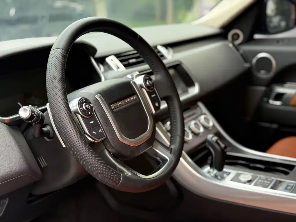 Land Rover Range Rover Sport 2017 3.0 SC V6 HSE DYNAMIC