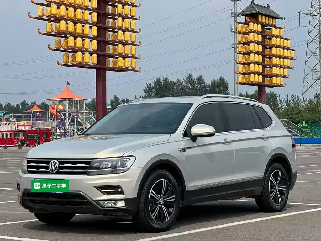 Volkswagen Tiguan L — миниатюра 2