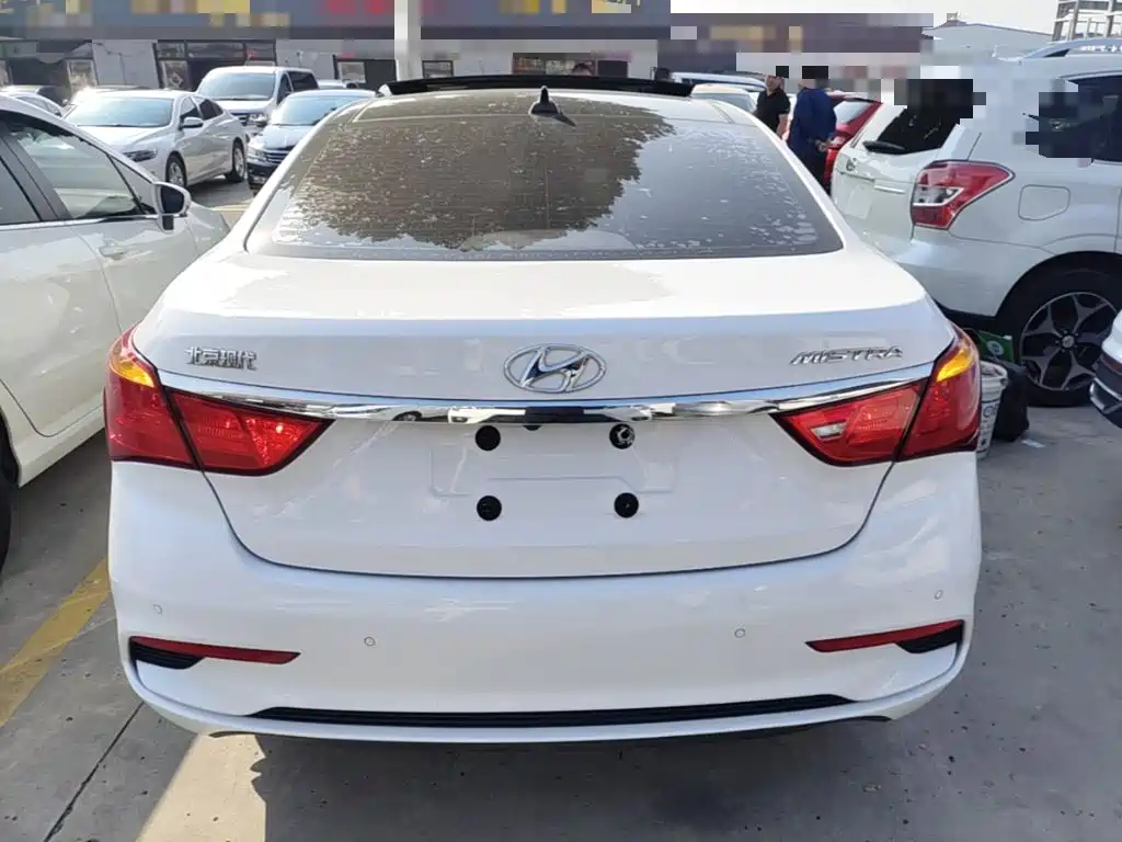 Hyundai Mistra — миниатюра 6