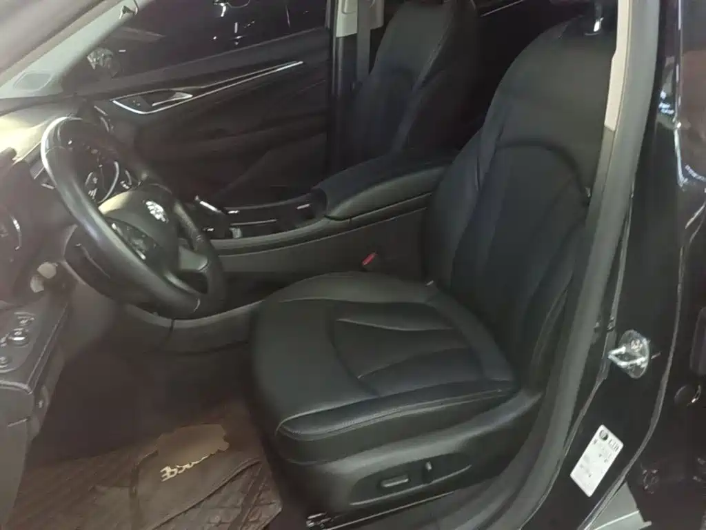 Buick LaCrosse — миниатюра 15