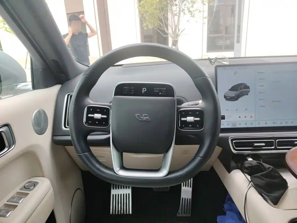Li Auto Li L9 — миниатюра 3