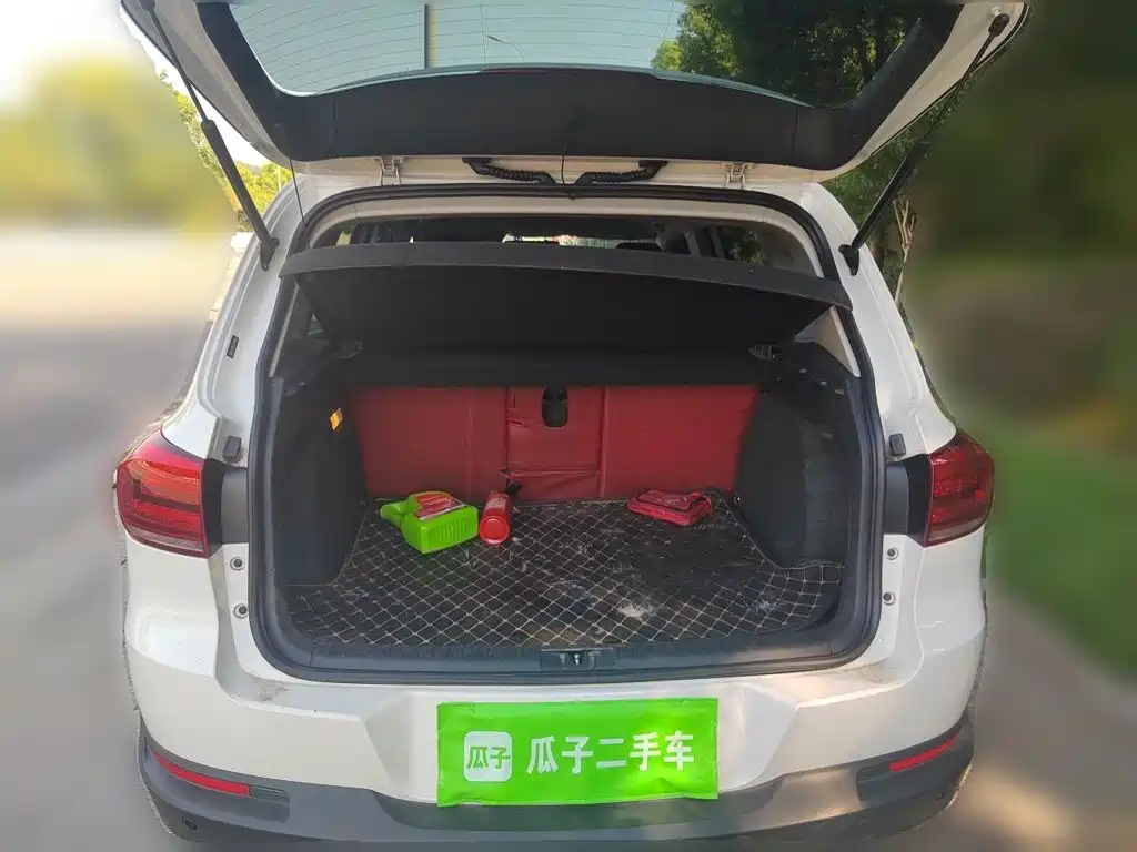 Volkswagen Tiguan — миниатюра 15