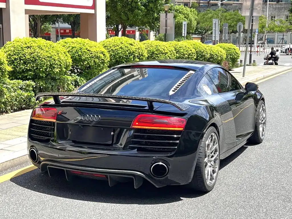 Audi R8 — миниатюра 8