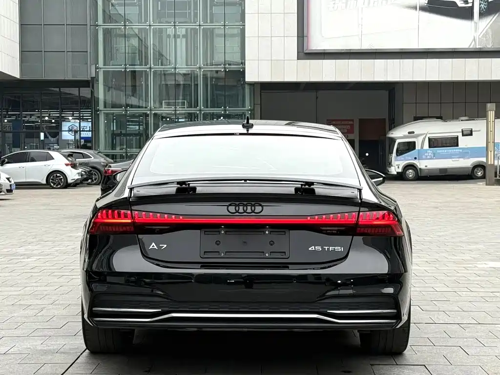 Audi A7 2023 45 TFSI