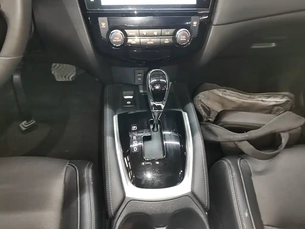 Nissan X-Trail — миниатюра 14