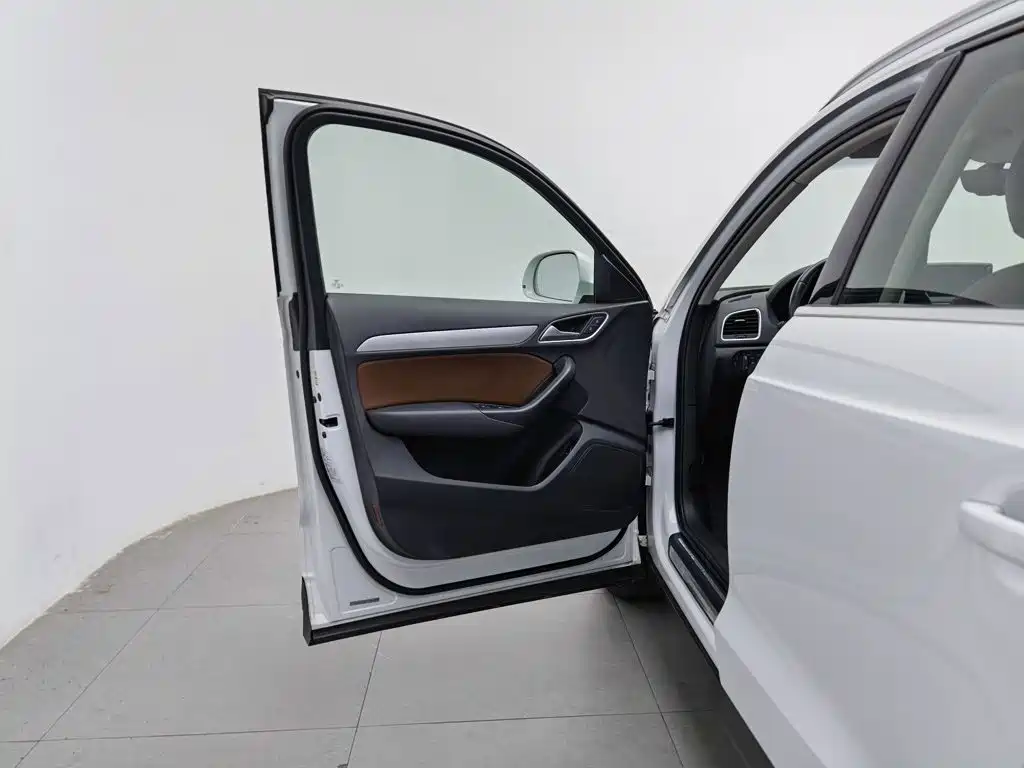 Audi Q3 — миниатюра 8