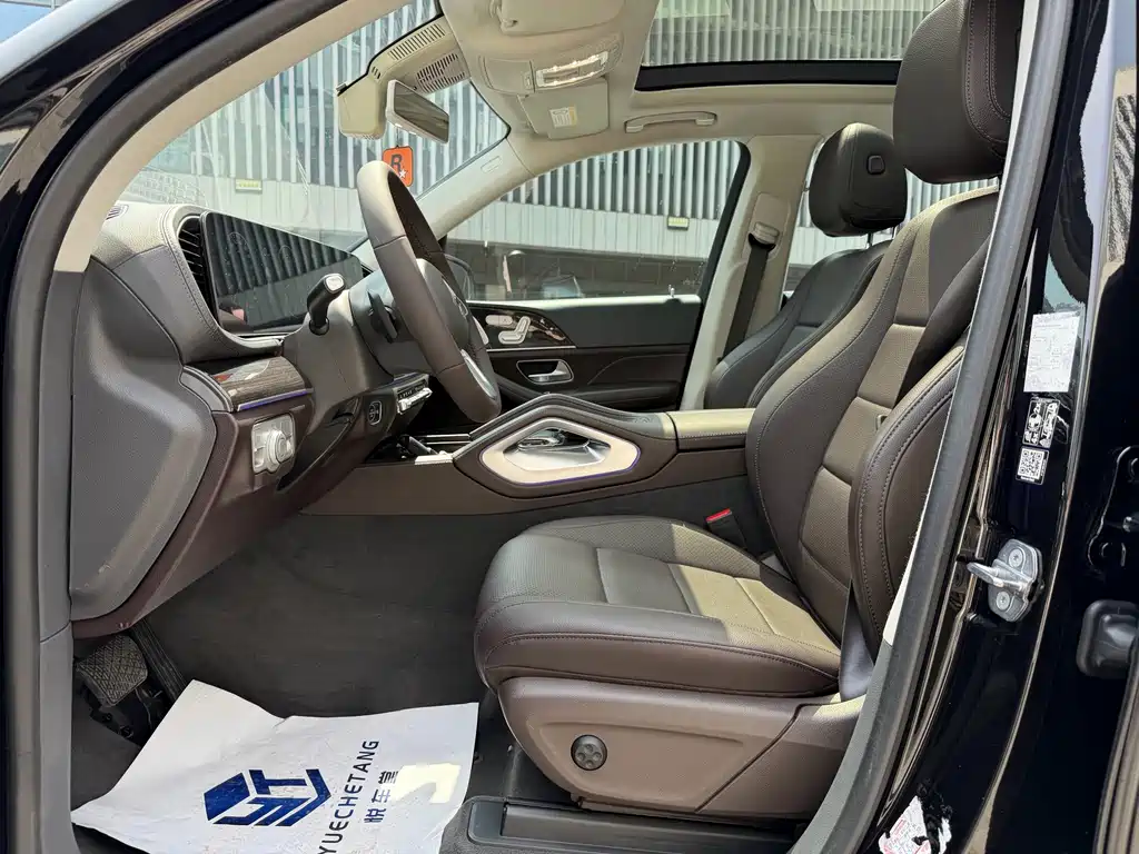 Mercedes-Benz GLE (Import) — миниатюра 3
