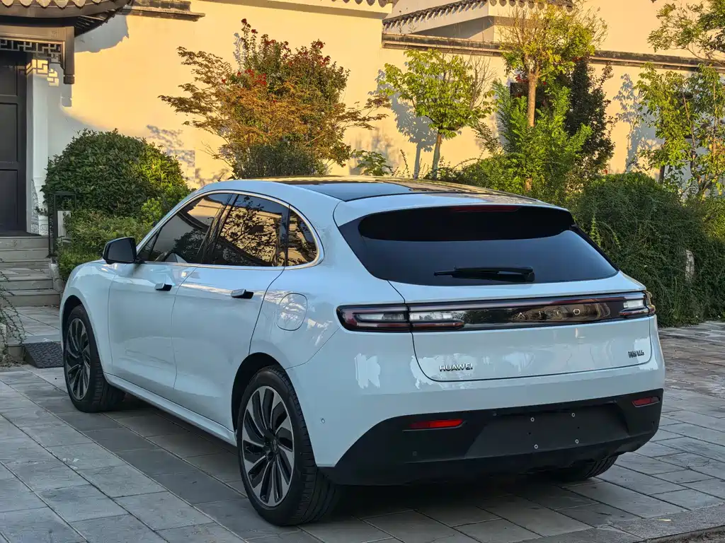 AITO Wenjie AITO M5 — миниатюра 5